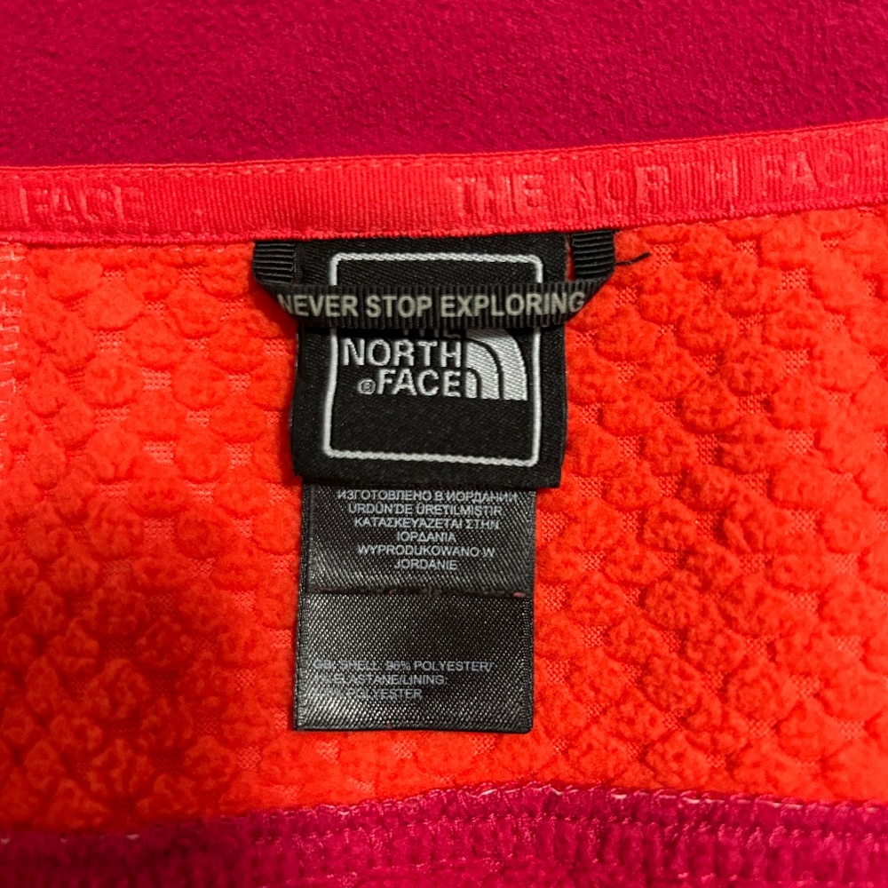 North Face soft shell (lightweight) medium jacket - image 3